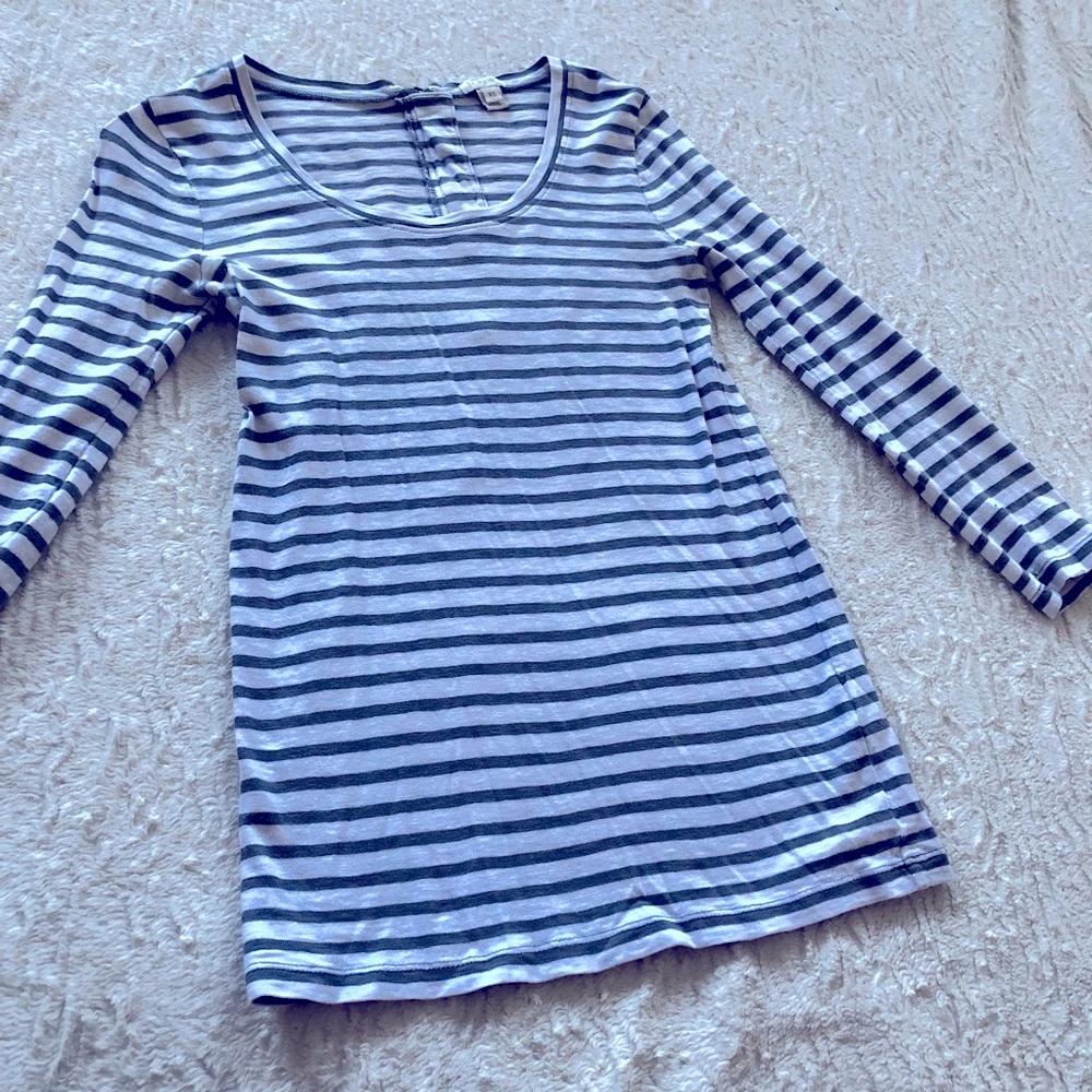 J crew shirt top size xs 0 2. White and light gray stripes.